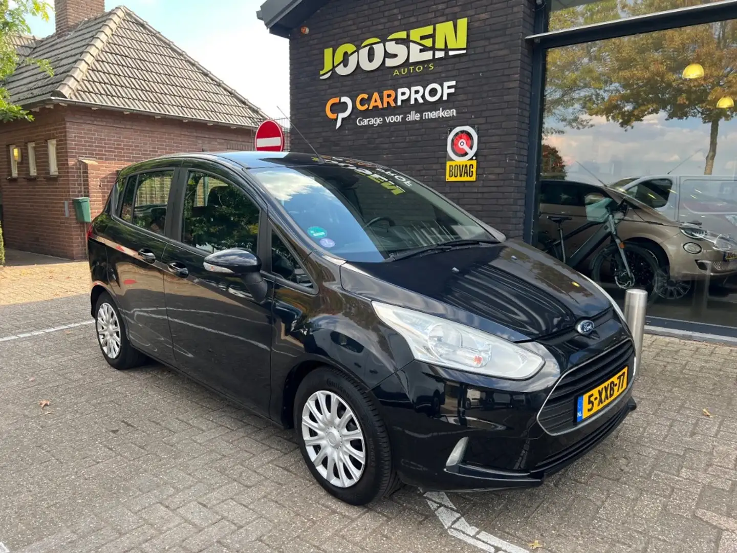 Ford B-Max 1.0 ECOB. TITANIUM Schwarz - 1