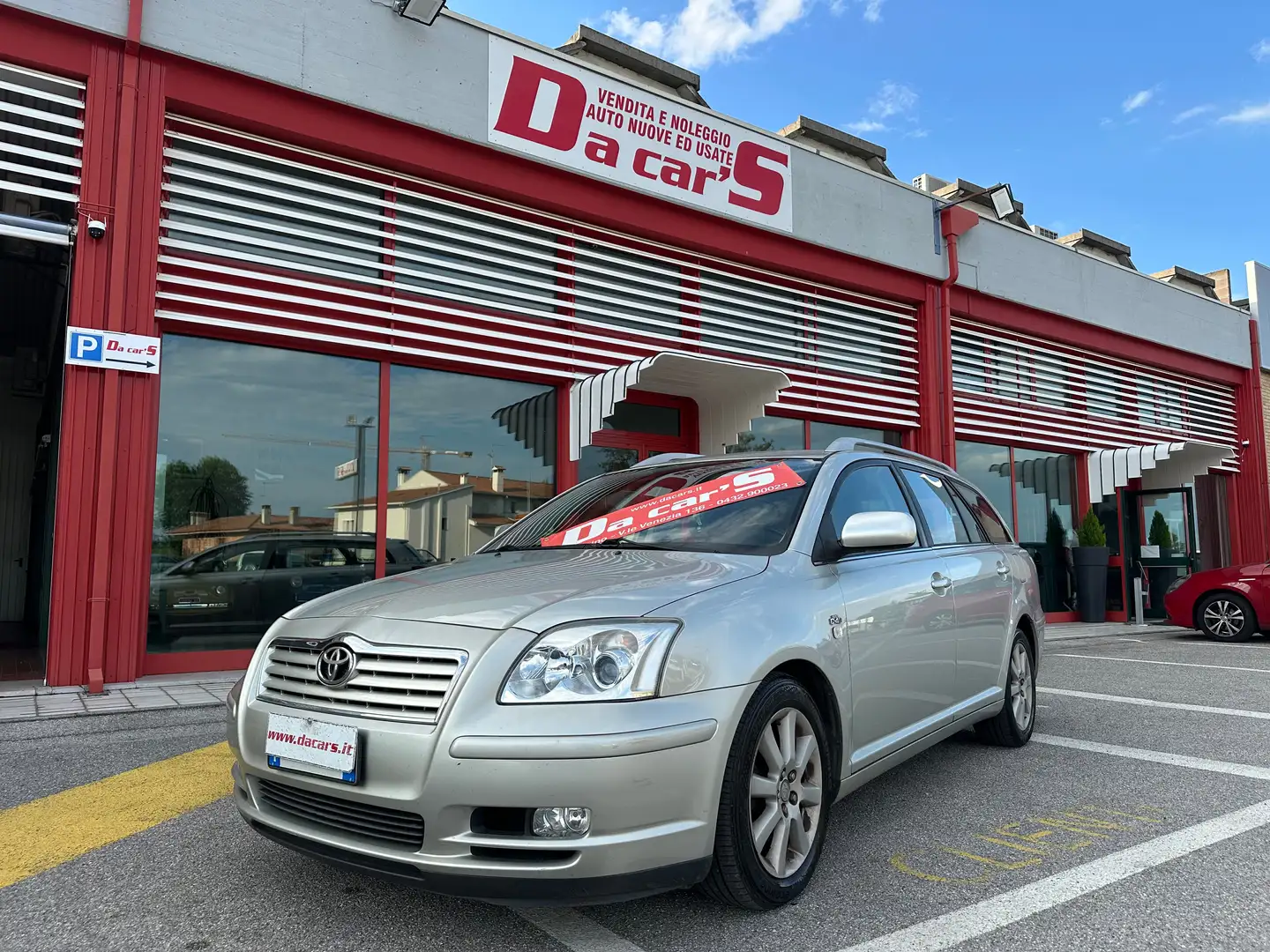 Toyota Avensis 2.0 d-4d 16v SW, NEOPATENTATI OK! Argento - 1