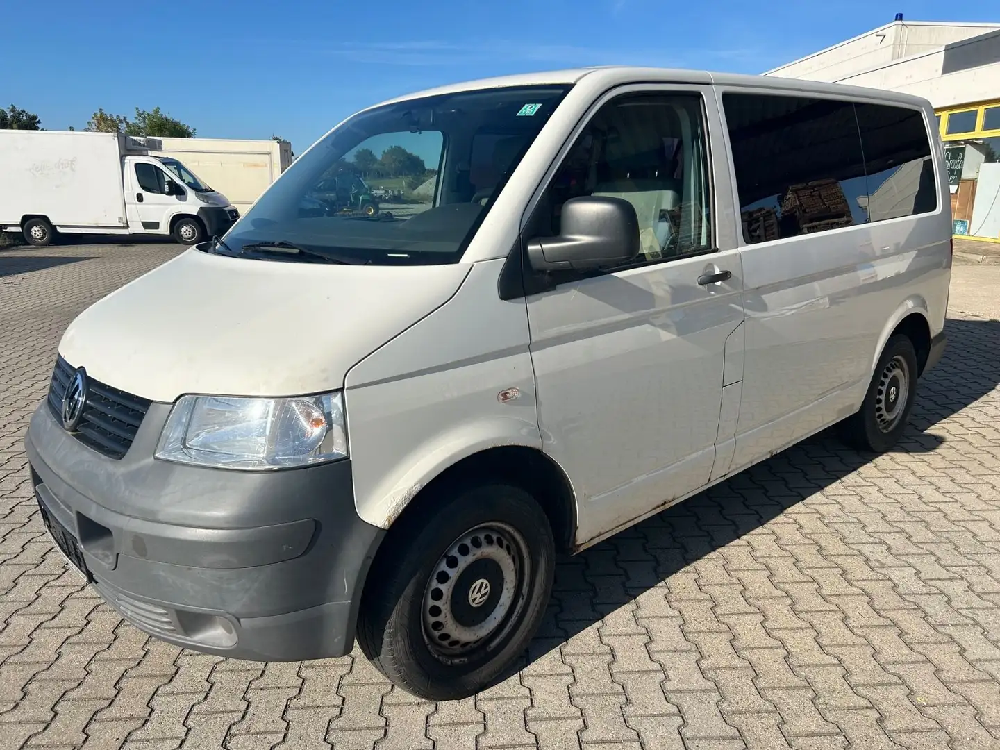 Volkswagen T5 Transporter 4Motion 8 Sitzer Klima Scheckheft Weiß - 1