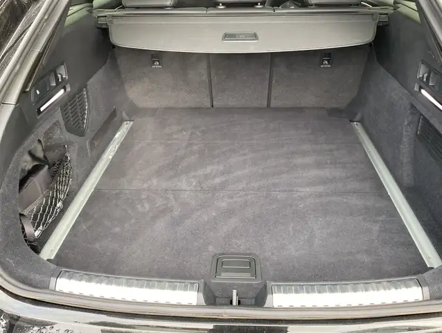 Audi A6 view 12