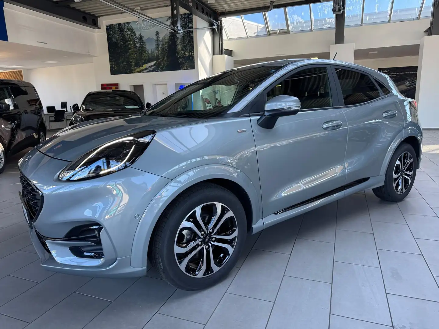 Ford Puma ST-Line + Kamera + LED Plateado - 2