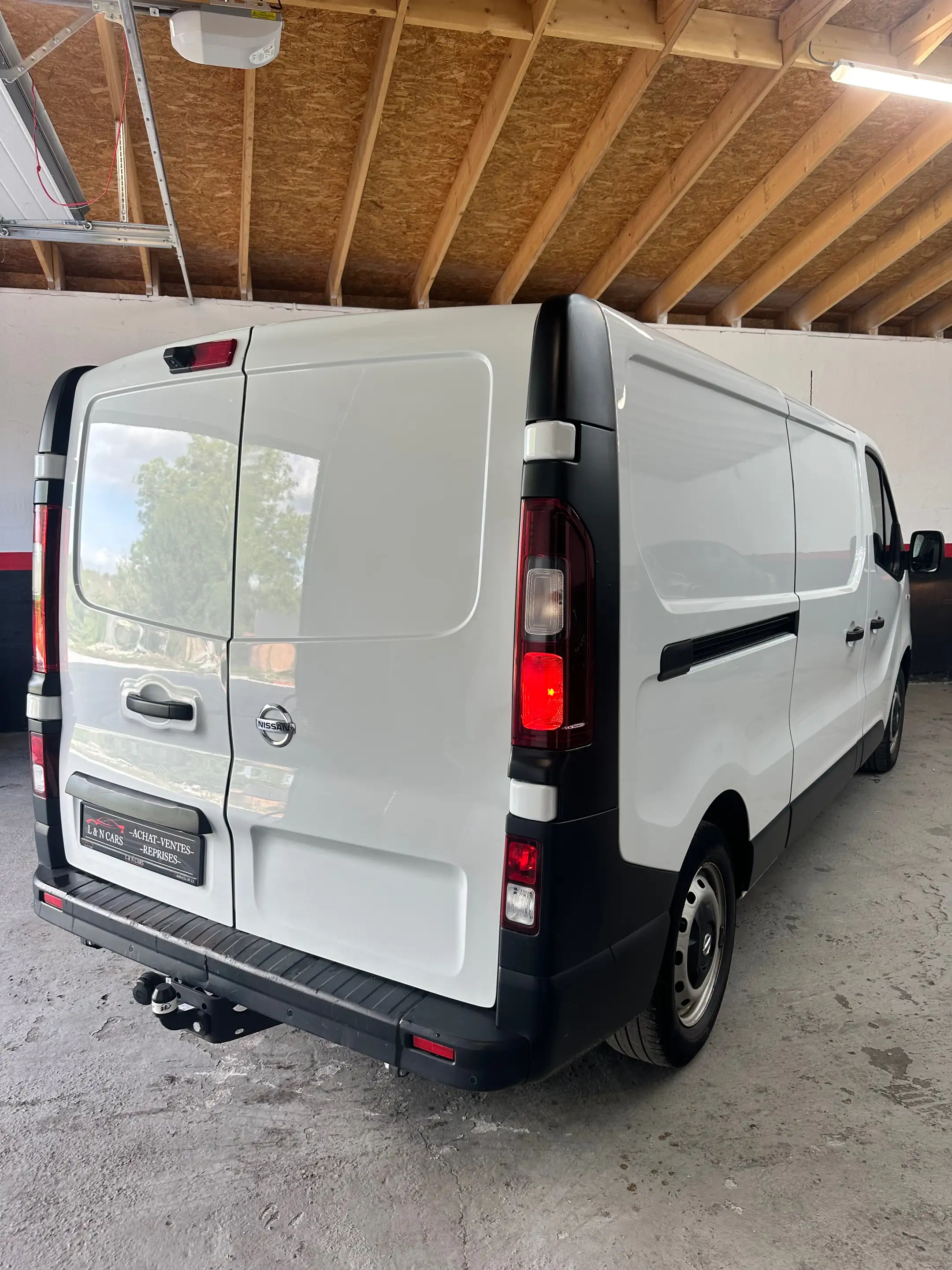 Nissan NV300 2.0 dCi L2H1 Optima Confort Crew — photo 5