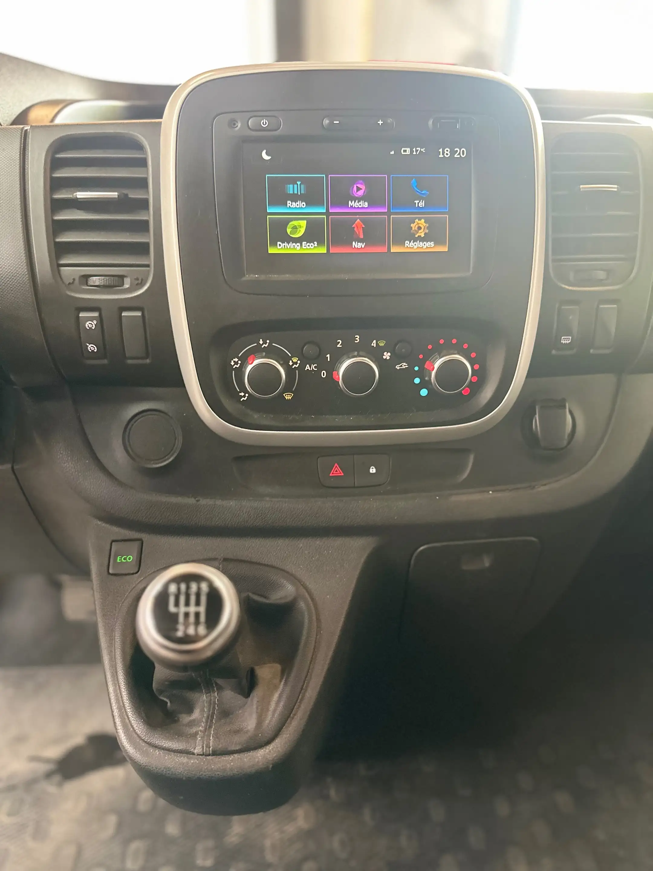 Nissan NV300 2.0 dCi L2H1 Optima Confort Crew — photo 15