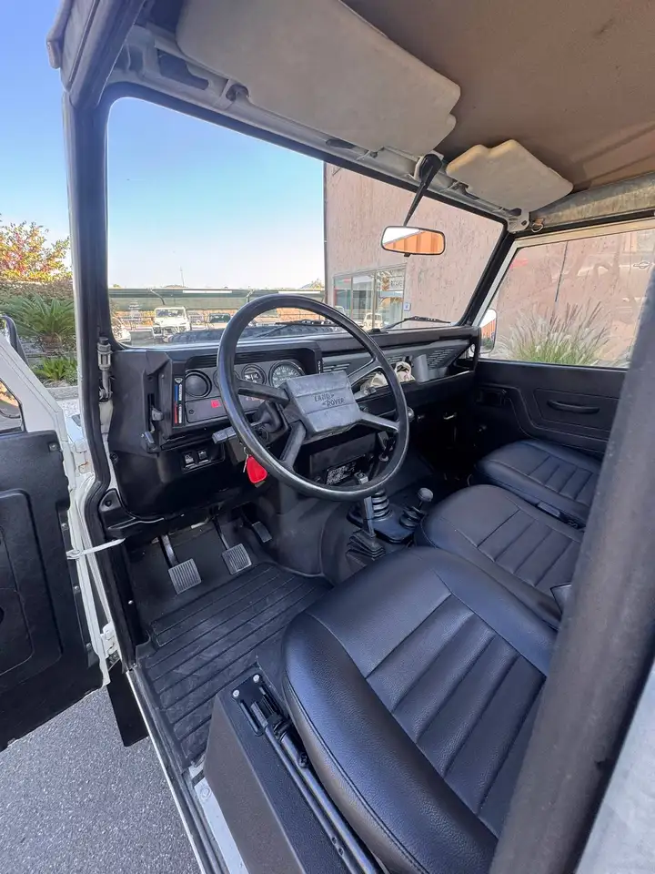 Land Rover Defender 90 2.5 Soft Top, foto 12