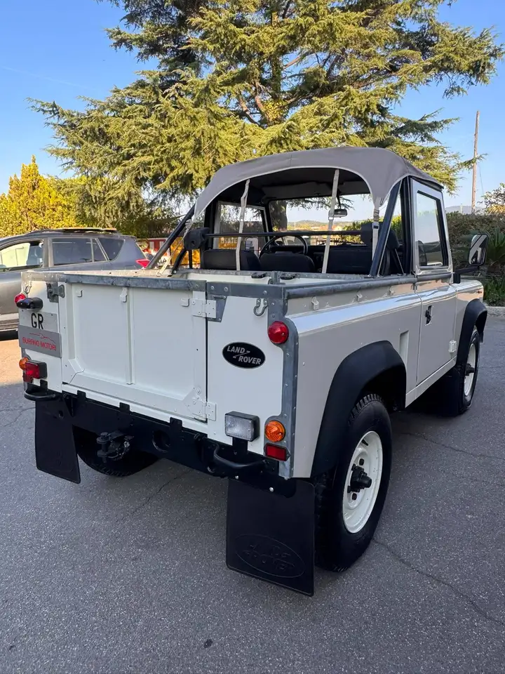 Land Rover Defender 90 2.5 Soft Top, foto 6