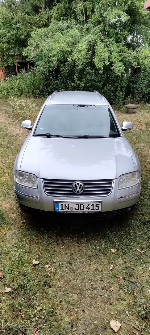 Volkswagen Passat Variant VW Passat 2.5 TDI V6 Exclusive AHK Plateado - 1