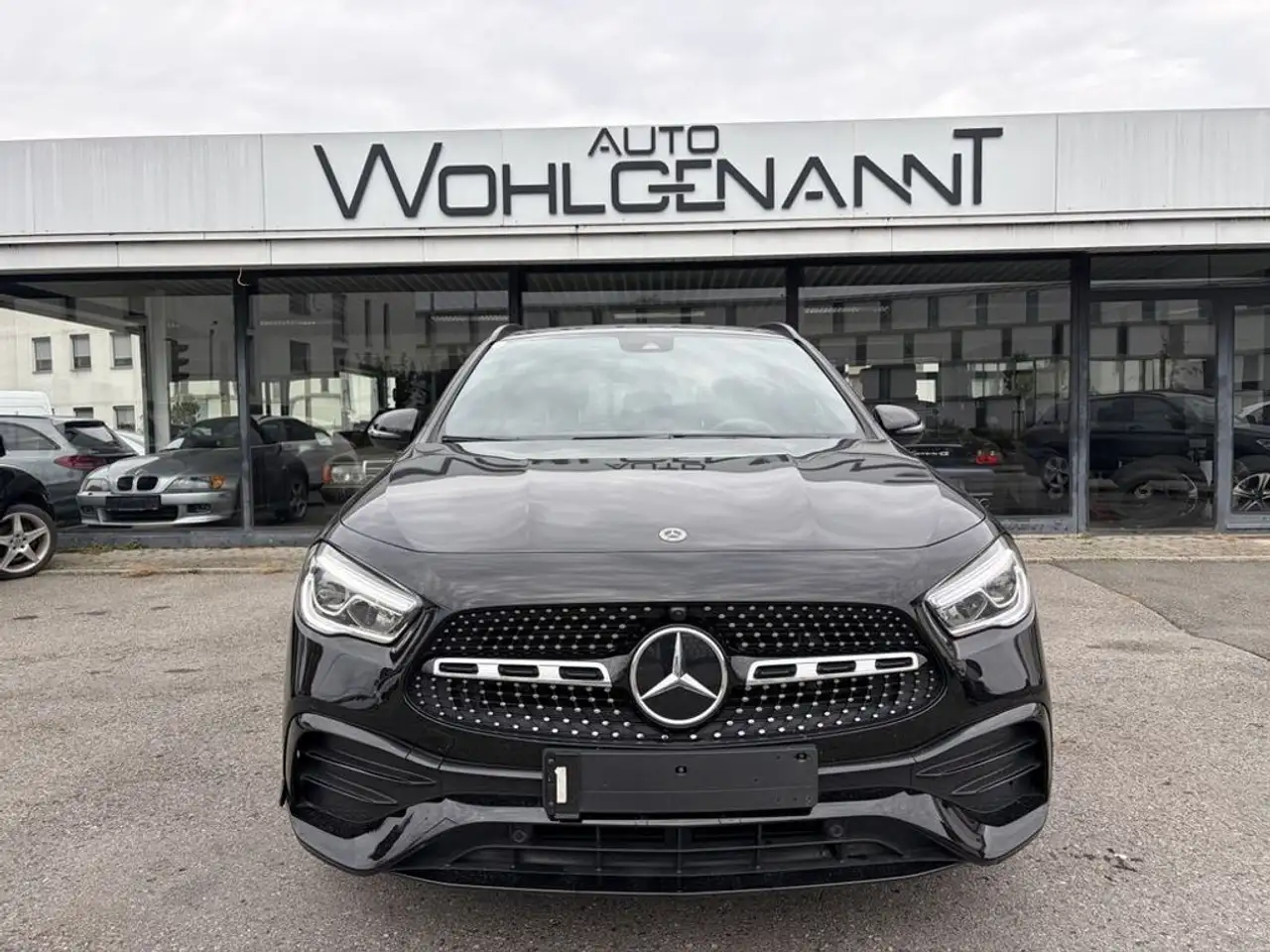 Mercedes-Benz GLA 200