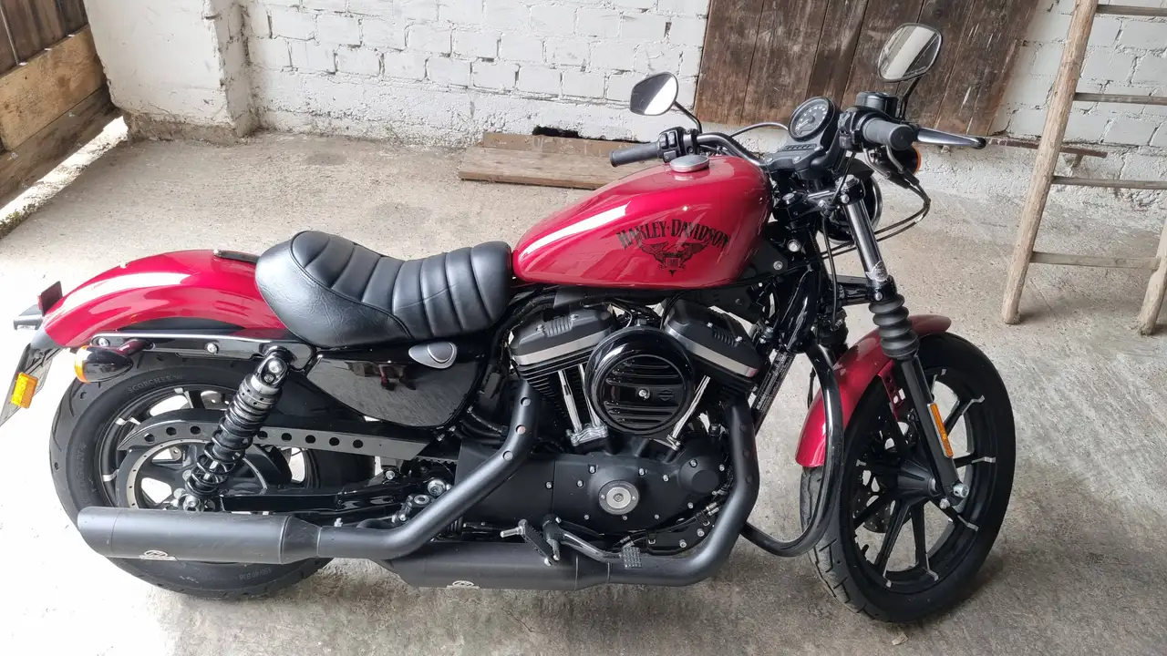 Harley-Davidson Iron 883