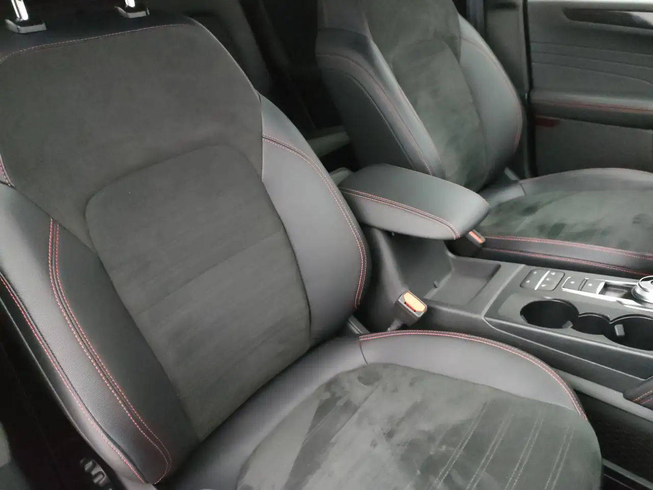 Ford Kuga 2.5 PHEV ST-Line, миниатюра 25