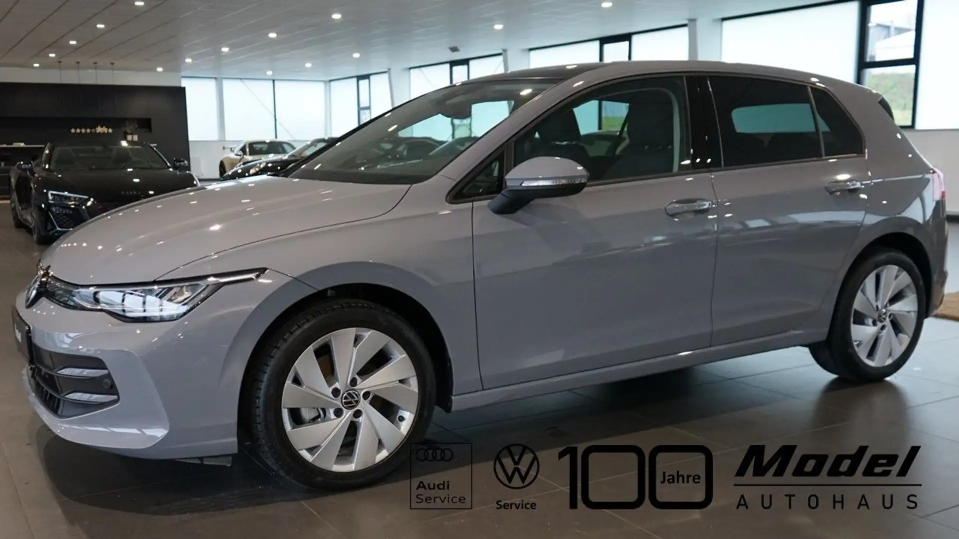 Volkswagen Golf 1.5 TSI Life | LED | ACC | Pano | 17" Gris - 1