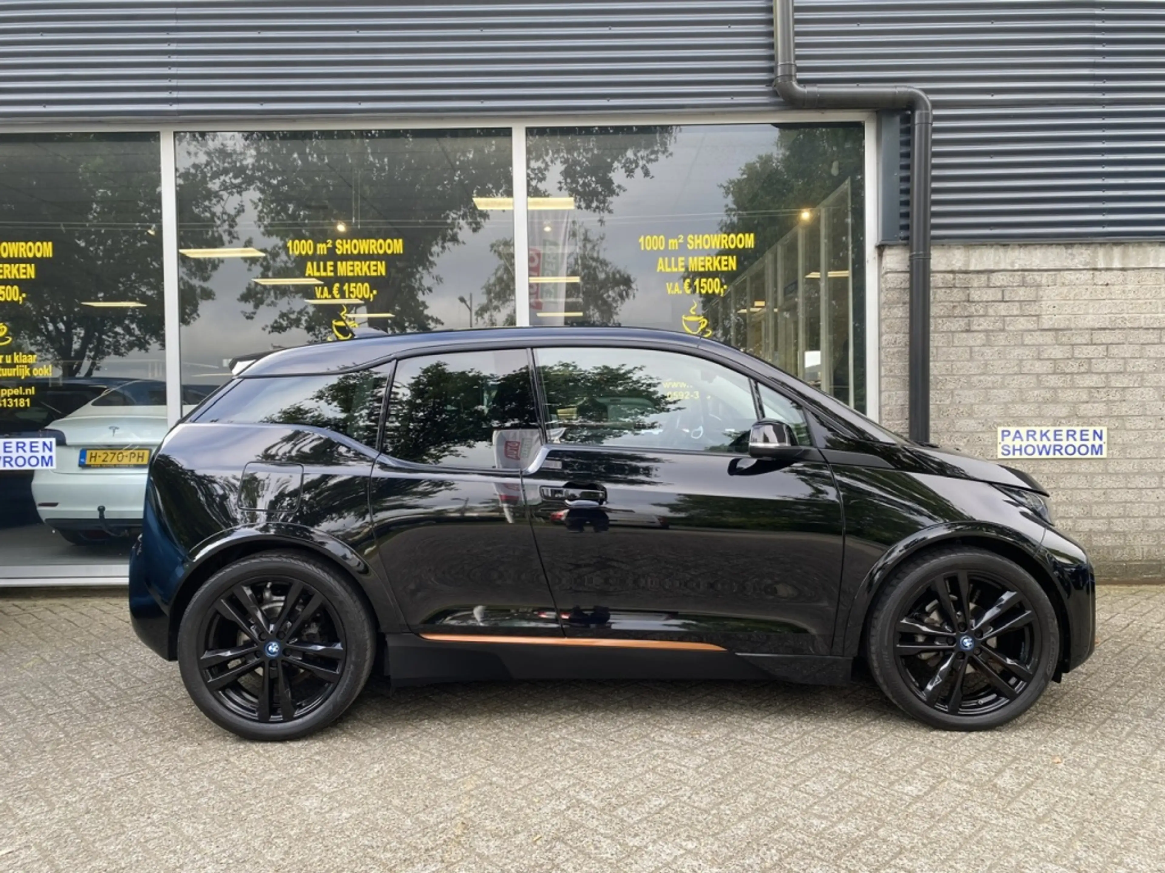 BMW i3 i S 120Ah RoadSt. Ed. — photo 13