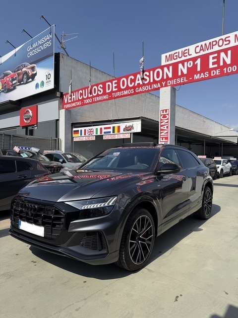 Audi Q8 60 TFSIe Black line plus quattro - foto 1