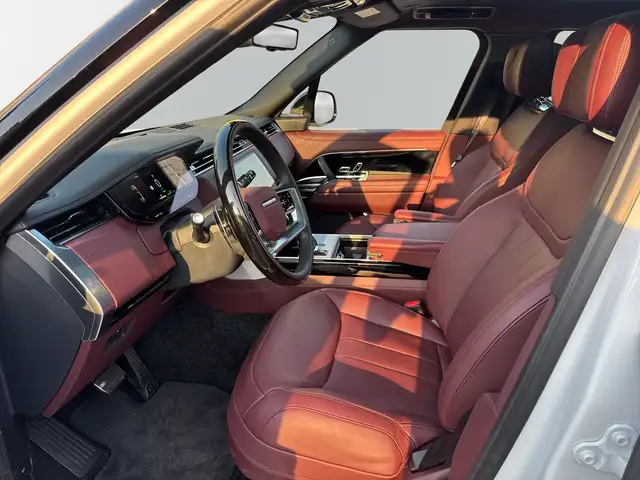 Land Rover Range Rover view 8