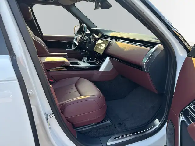Land Rover Range Rover view 9