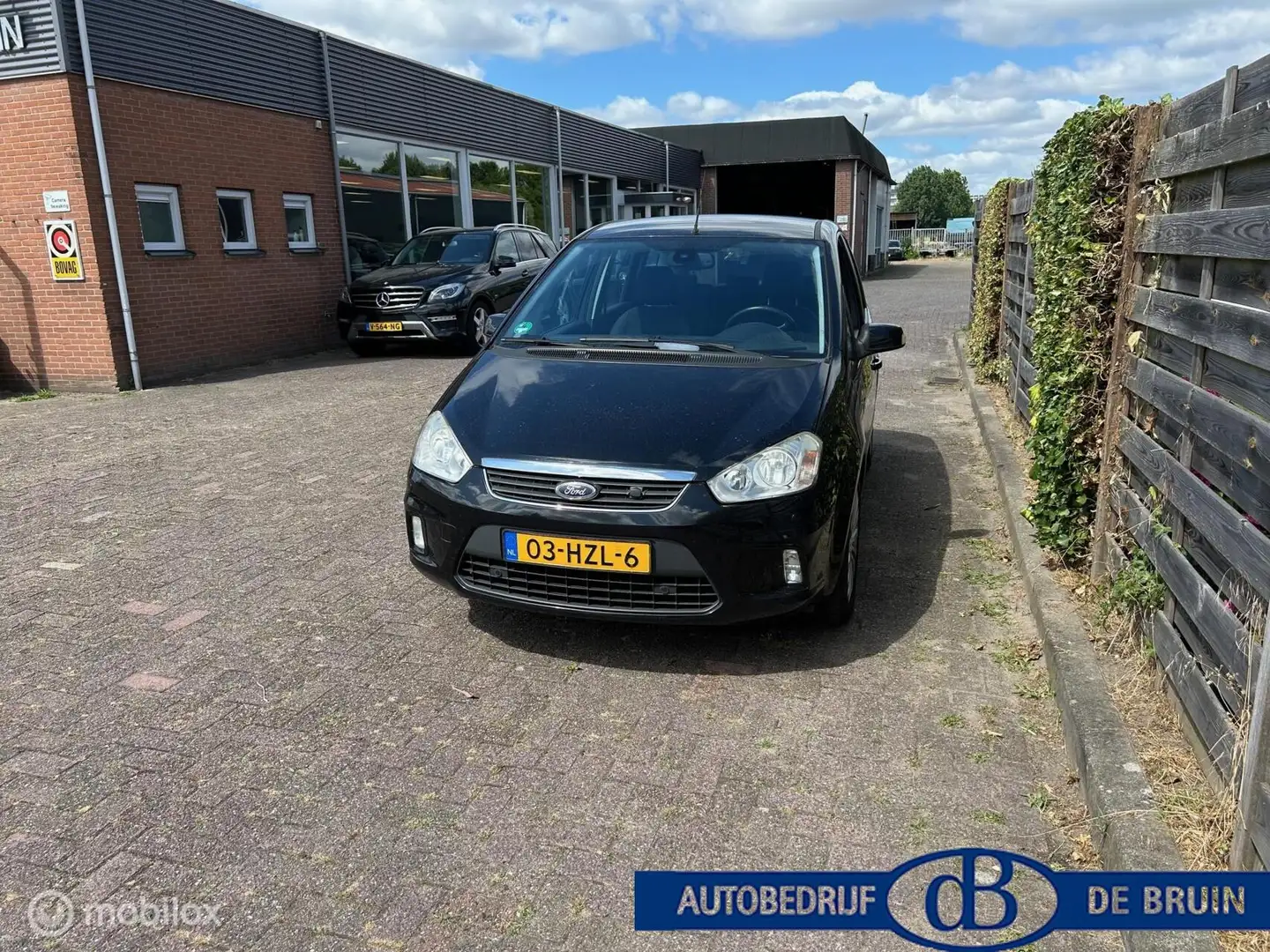 Ford C-Max 1.8-16V Titanium Flexifuel Negro - 2