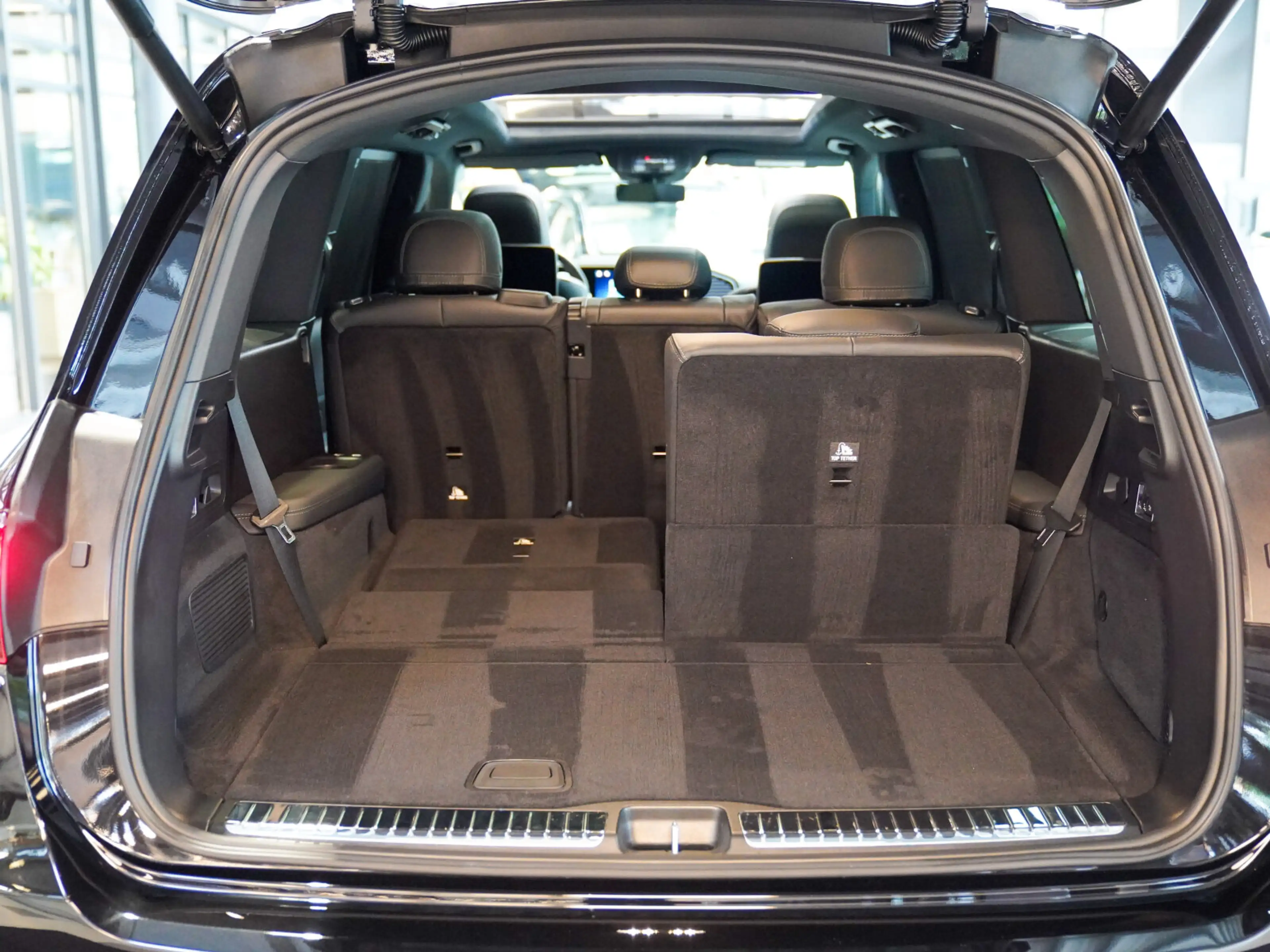 Mercedes-Benz GLS 63 AMG GLS 63 AMG 4M+ Pano Head-up Fond Entertainment — photo 7