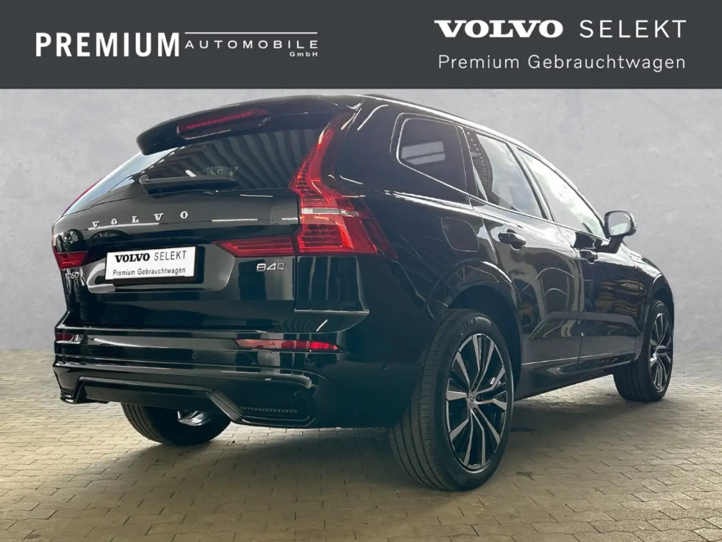 Volvo XC60 Plus Dark AWD B4 Diesel EU6d  360° Harmon Kardon P Schwarz - 2
