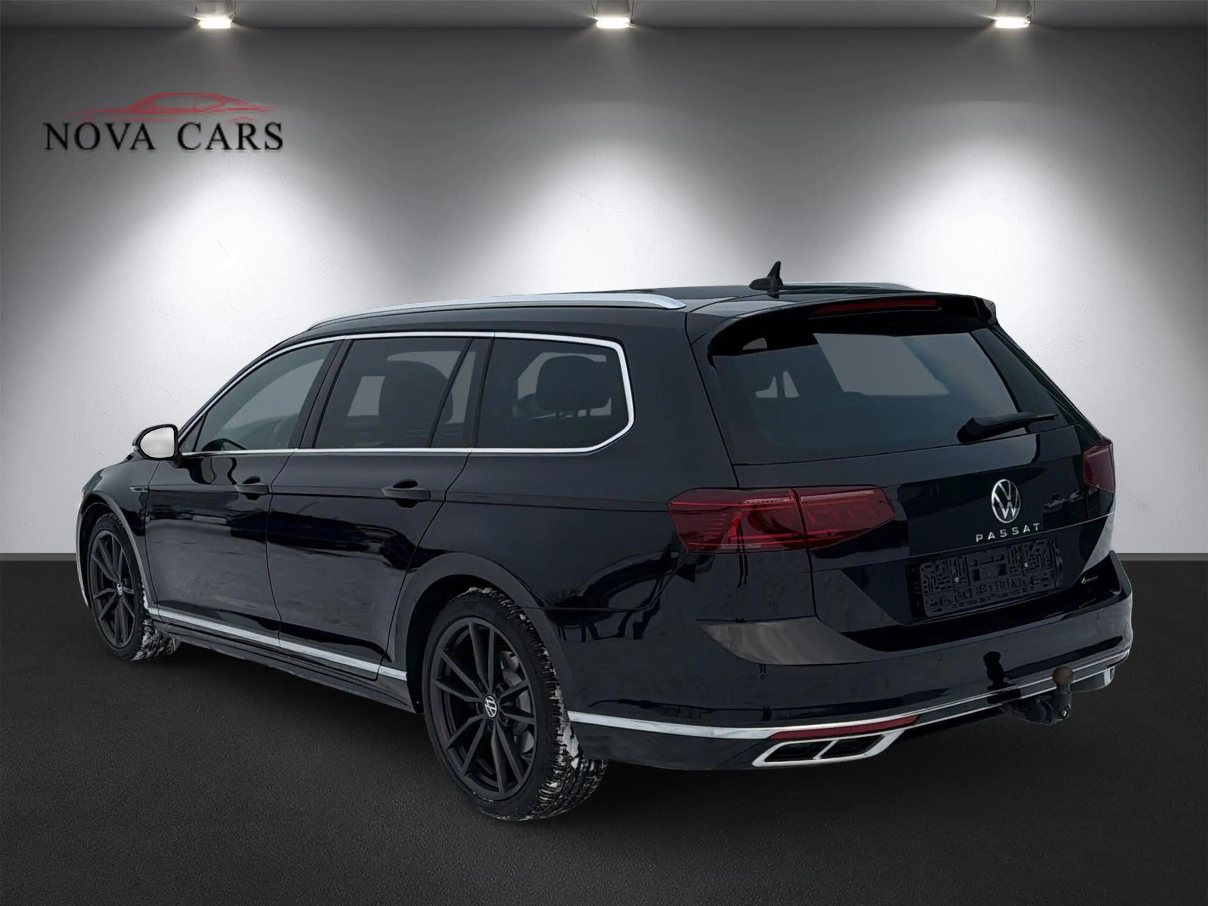 Volkswagen Passat Variant Passat Var. 4M DSG R Line*PANO*ViCo*CAM*LED*AHK* — photo 4