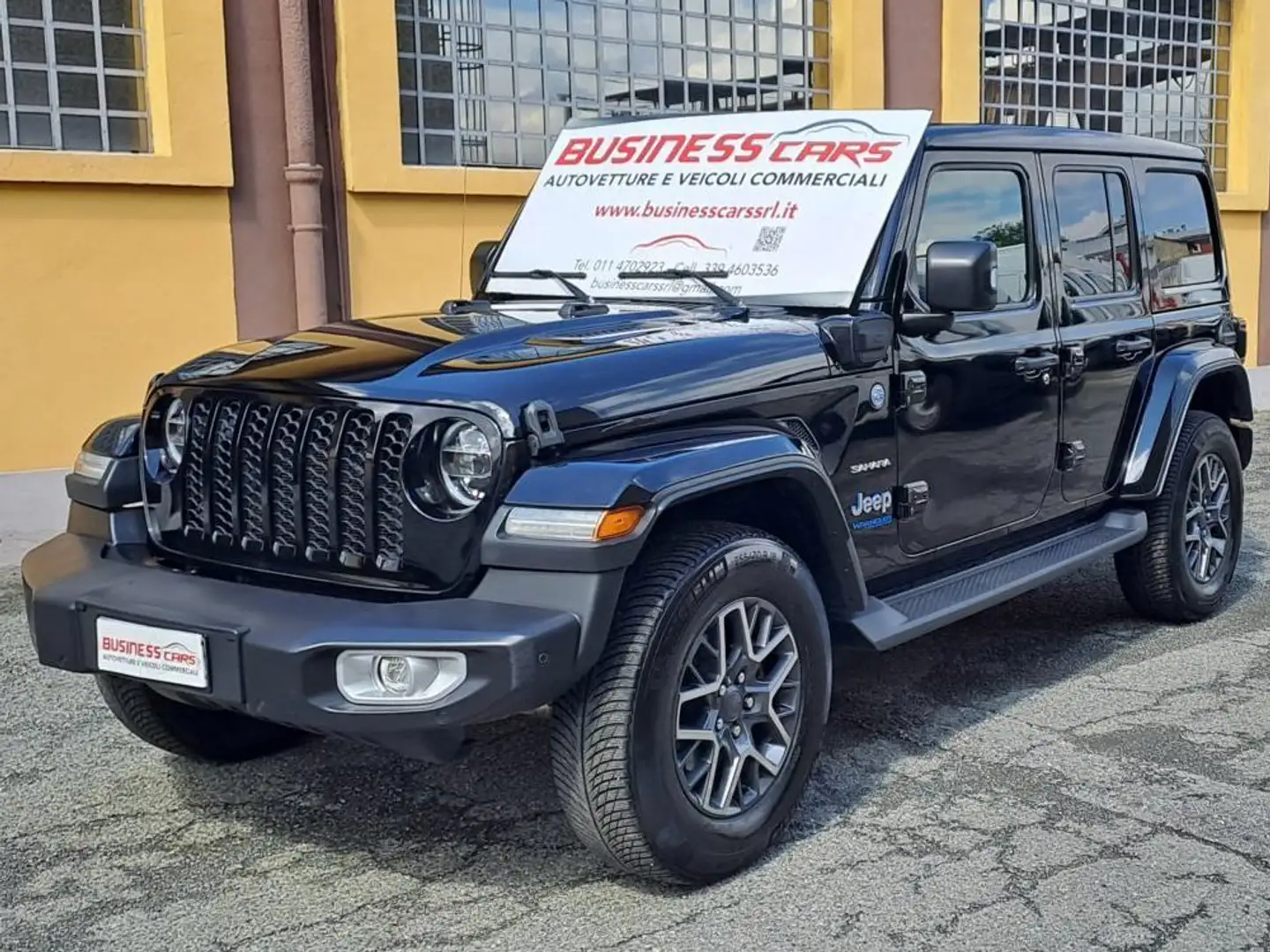 Jeep Wrangler 2.0 PHEV 380CV UNLIMITED SAHARA 4WD 4Xe Plugin AT8 Zwart - 1