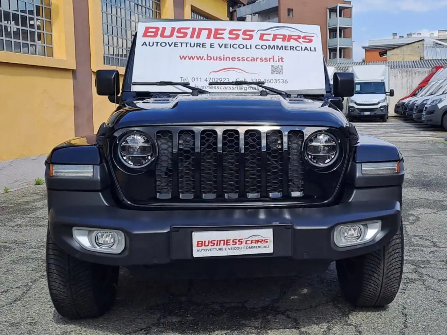 Jeep Wrangler 2.0 PHEV 380CV UNLIMITED SAHARA 4WD 4Xe Plugin AT8 Zwart - 2