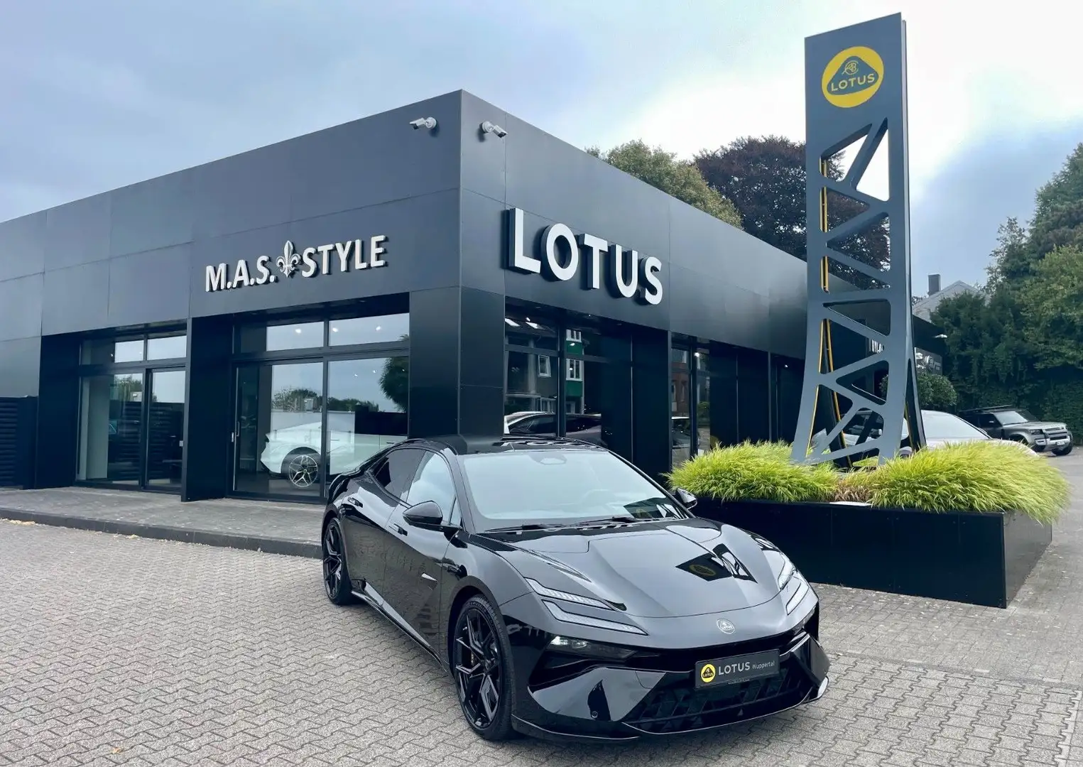 Lotus Emeya 600 Sport SE Lotus Wuppertal Чёрный - 1