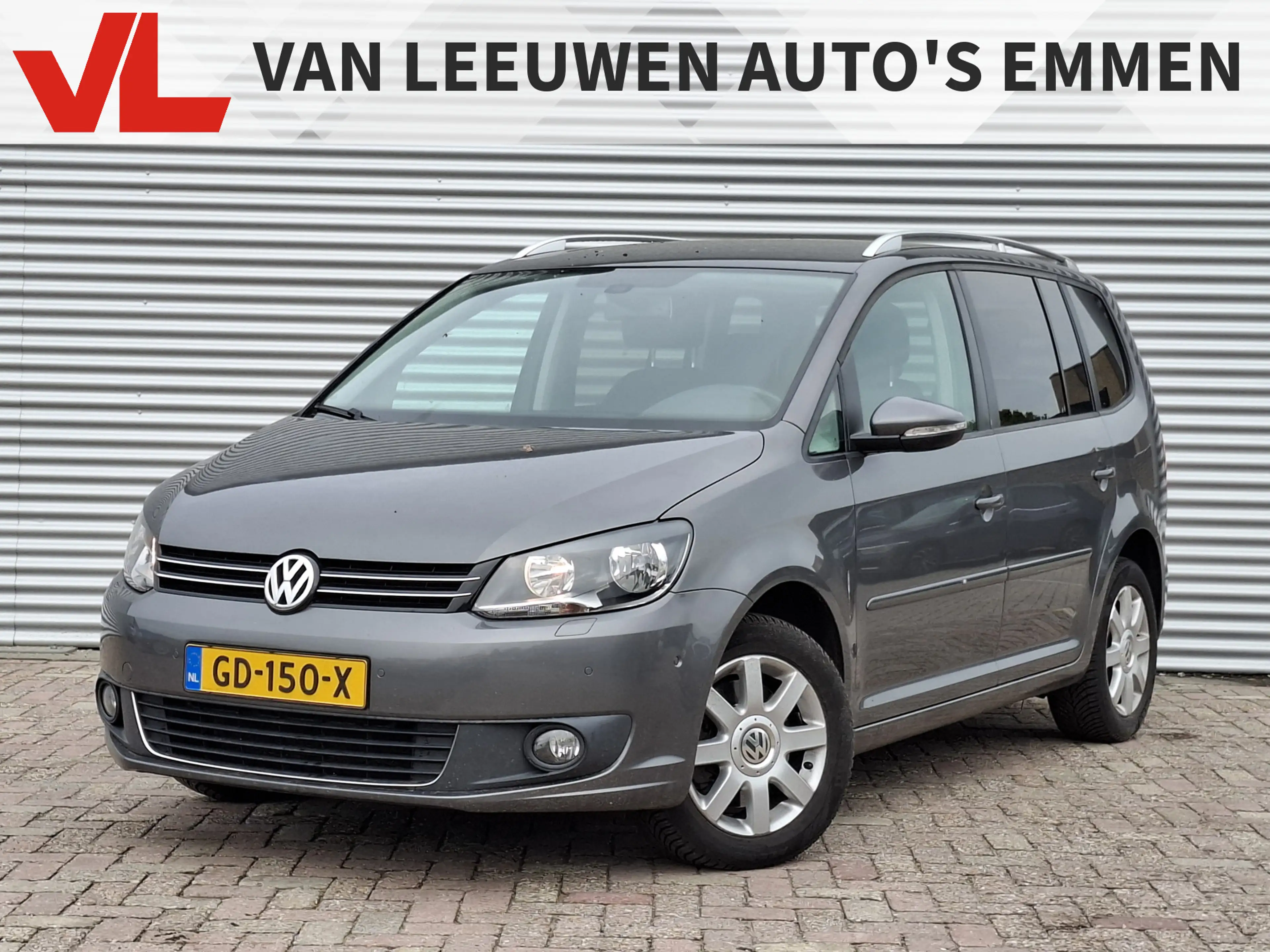 Volkswagen Touran 1.4 TSI Highline | Nieuw Binnen | Navigatie | Clim