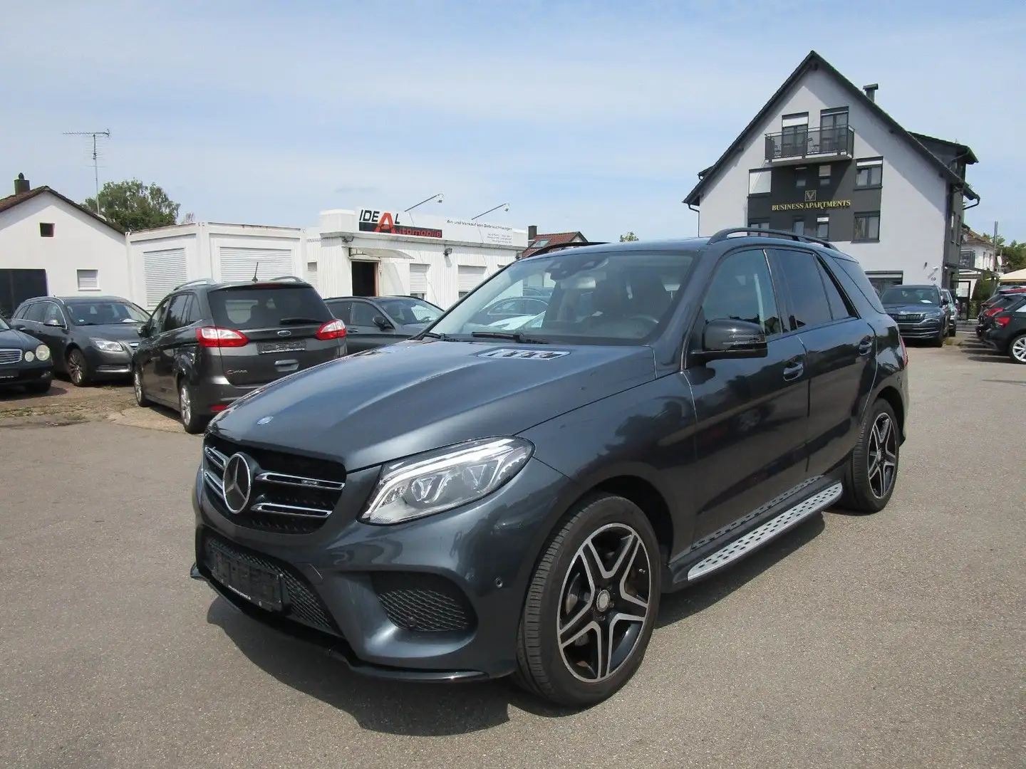 Mercedes-Benz GLE 350 d 4Matic AMG Line*LED*NAVI*DISTRONIC*GSH Grau - 1