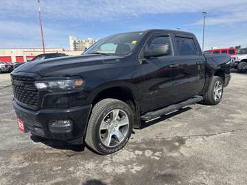 Tradesman 4x4 Crew Cab 5'7 Box