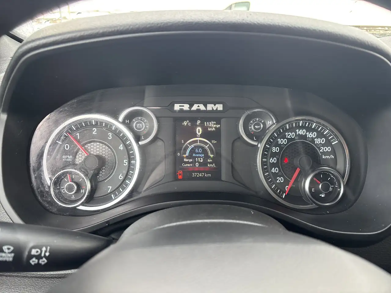 RAM 1500 снимка RAM 1500