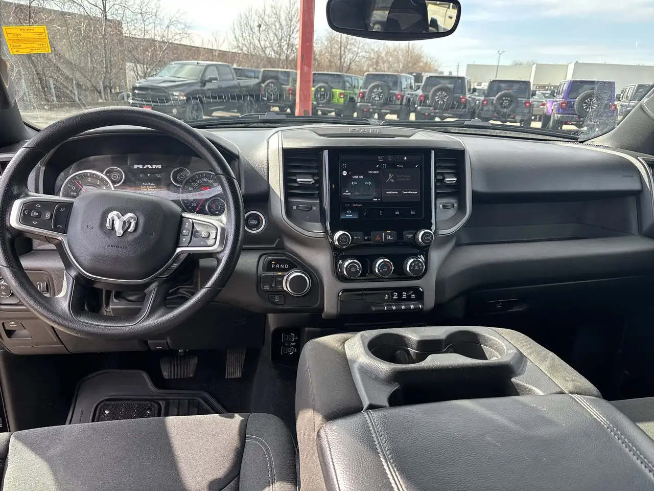 RAM 1500 снимка RAM 1500