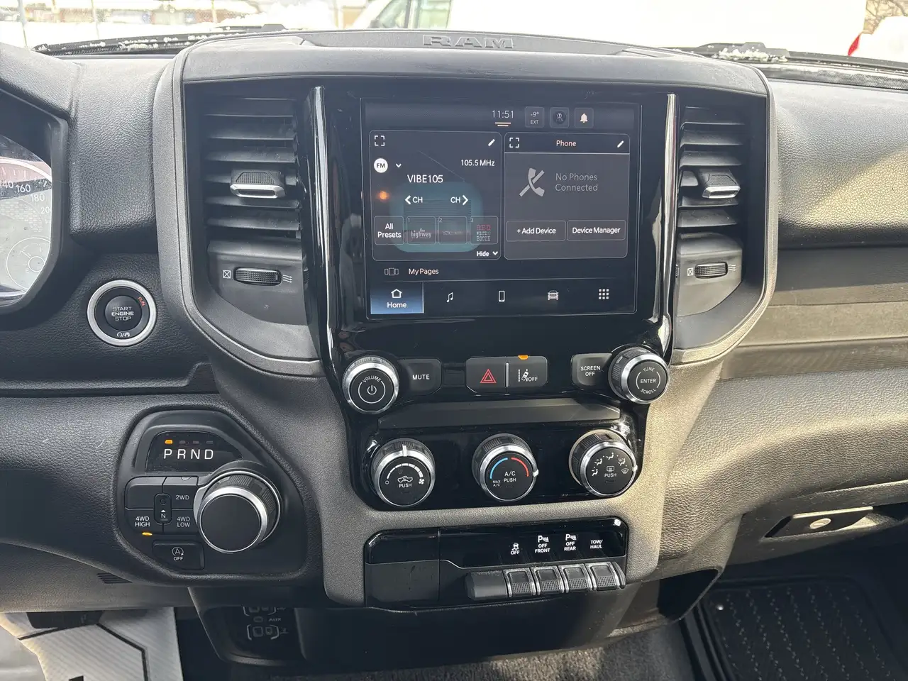 RAM 1500 снимка RAM 1500