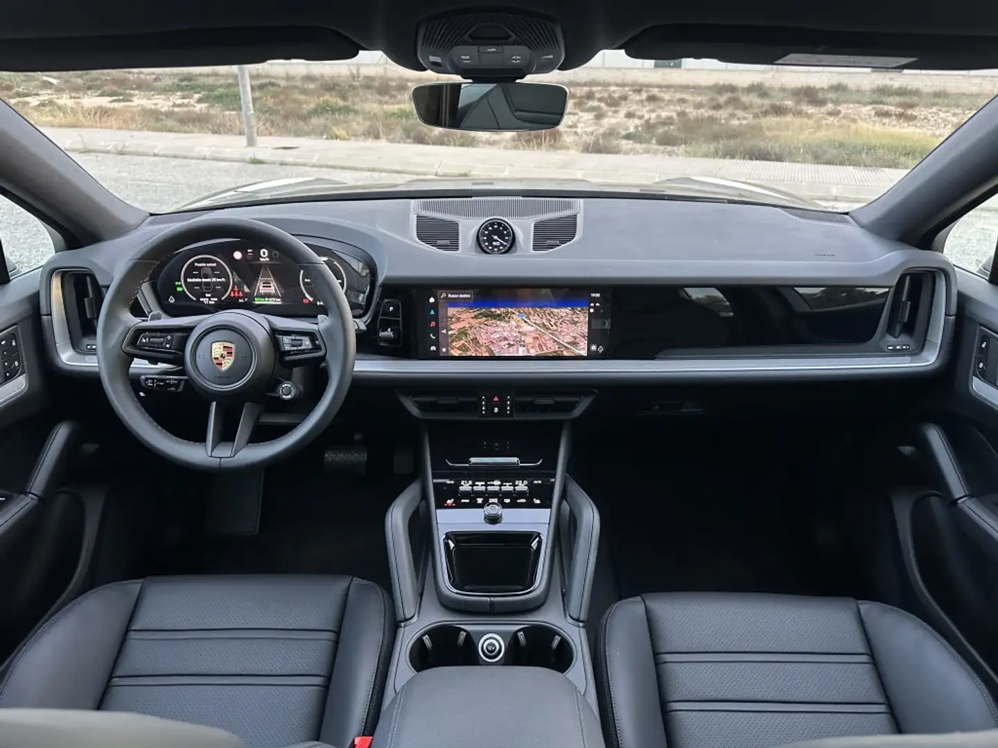 Porsche Cayenne Coupé E-Hybrid Aut. Negro - 2