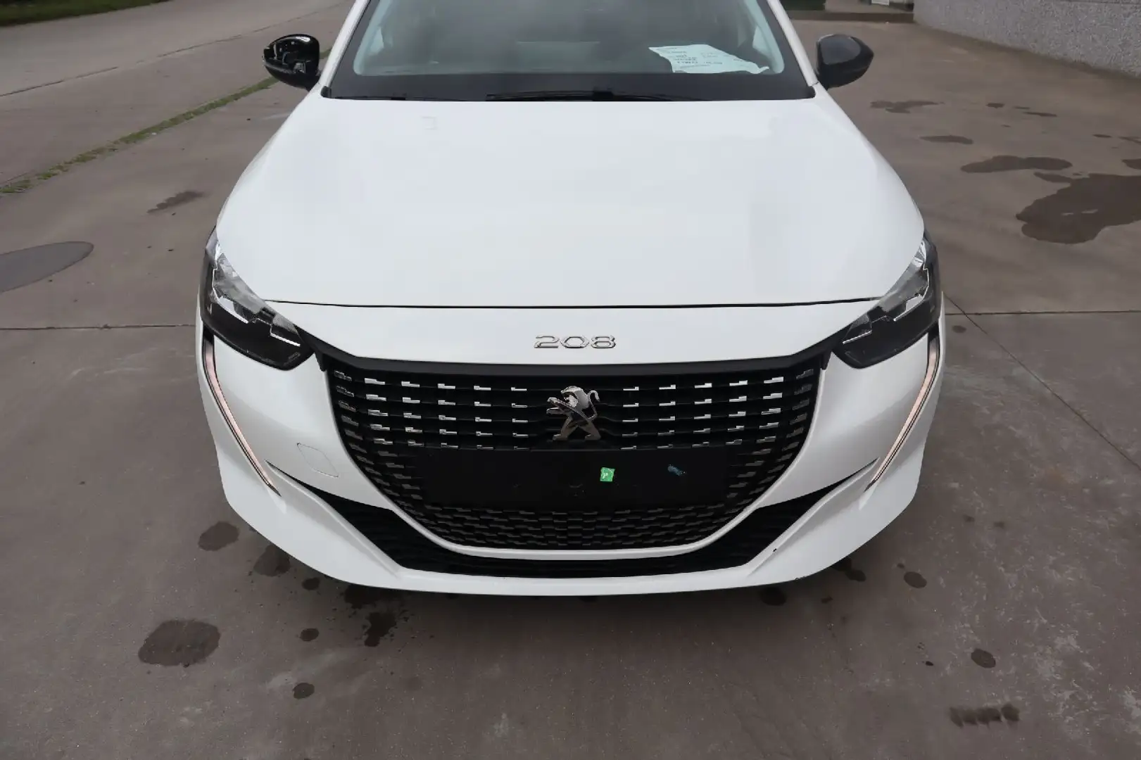 Peugeot 208 1.2 Benz Wit - 2