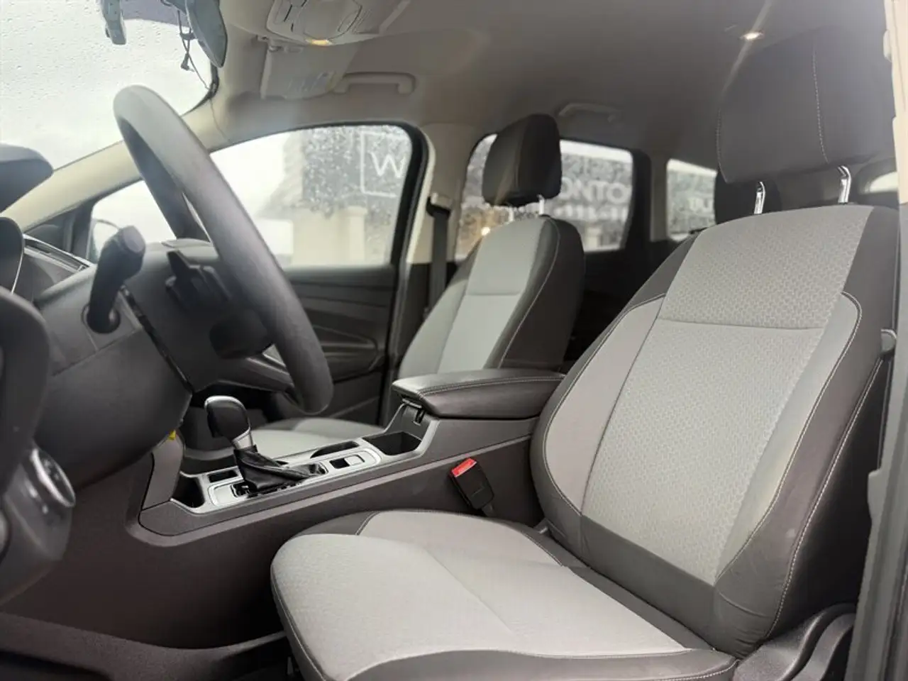 Ford Escape снимка Ford Escape