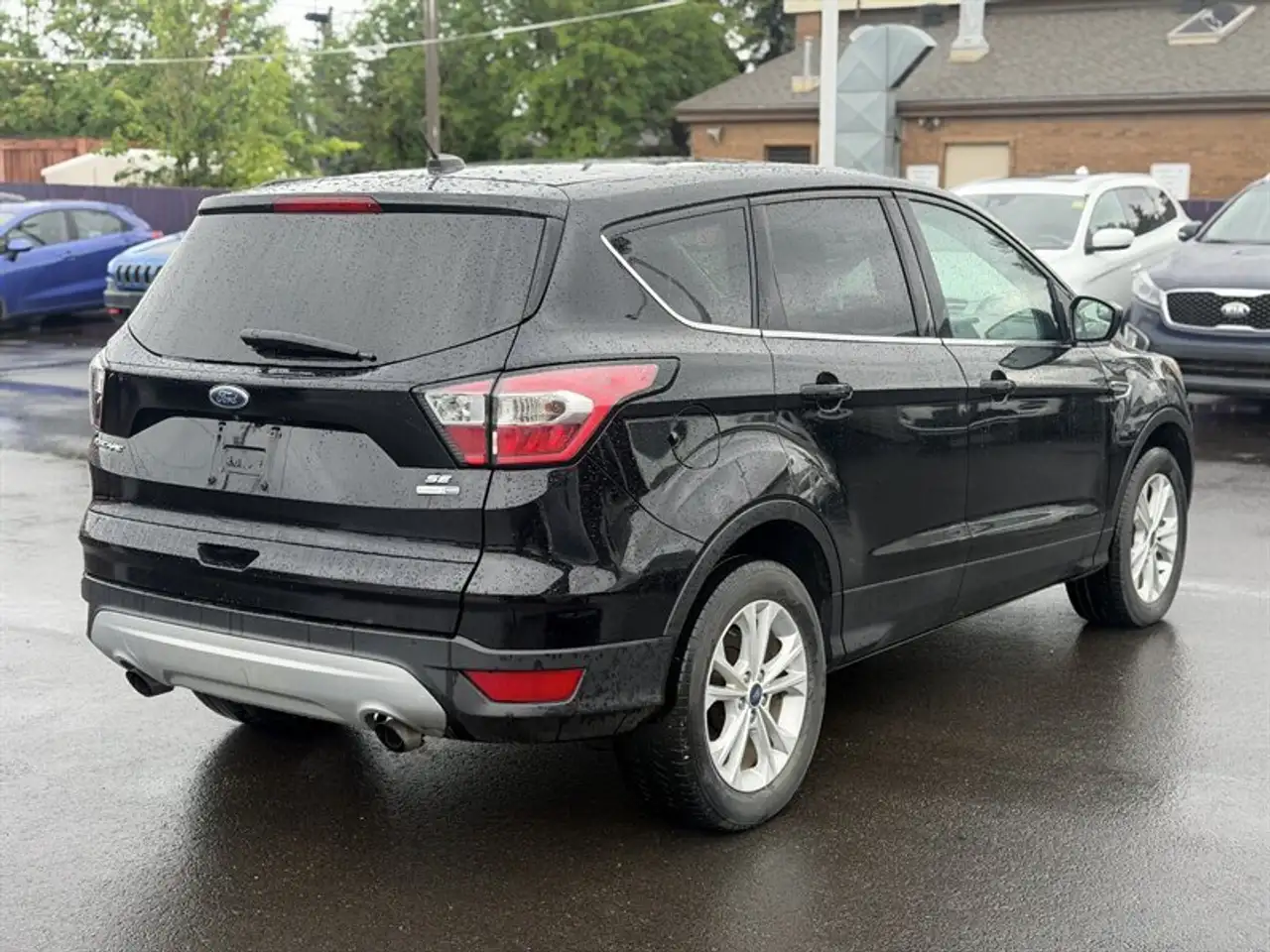 Ford Escape снимка Ford Escape