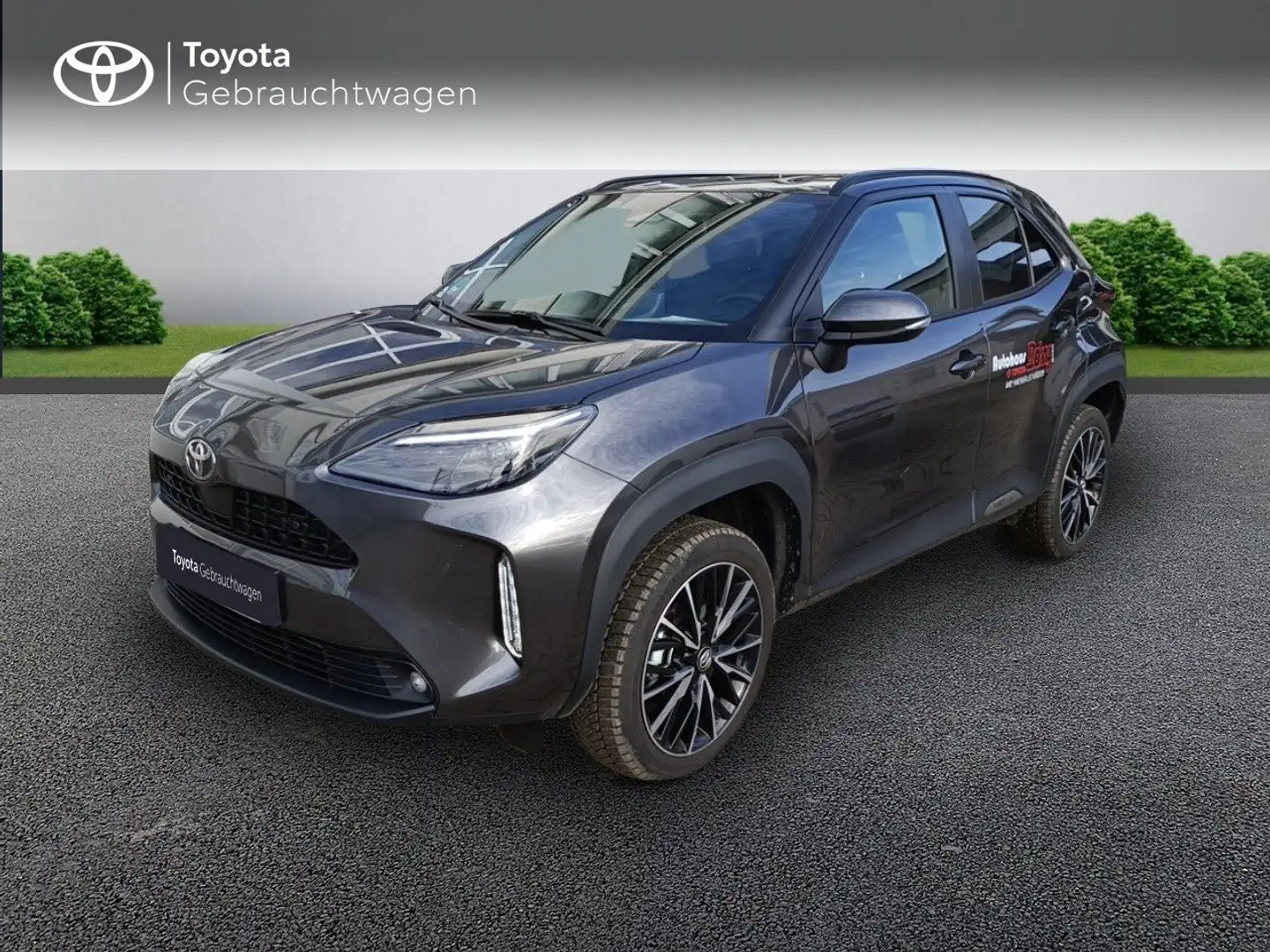 Toyota Yaris Cross Hybrid 2WD Team Deutschland Connect + Safety Grau - 2