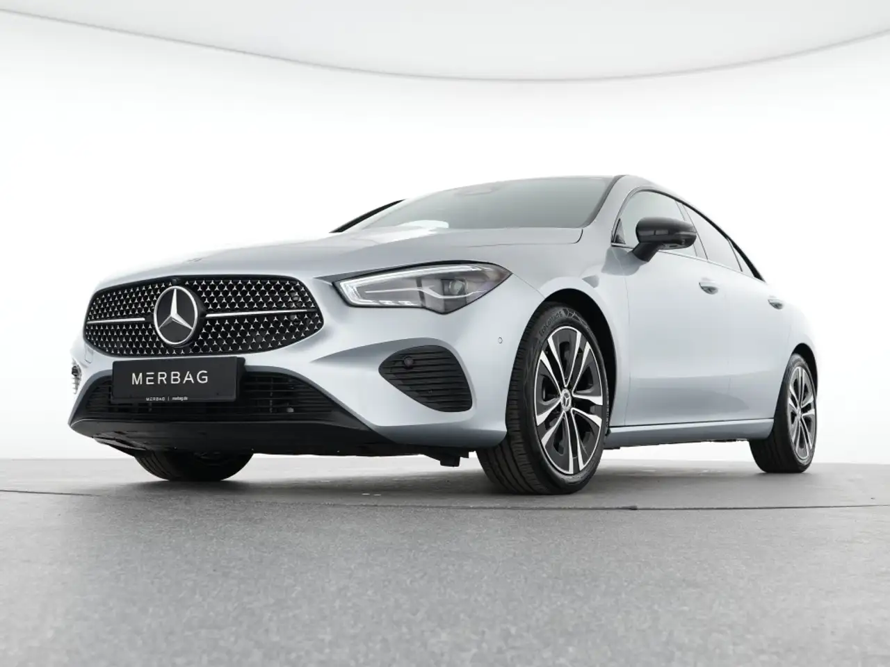 Mercedes-Benz CLA 2026 — фото 8