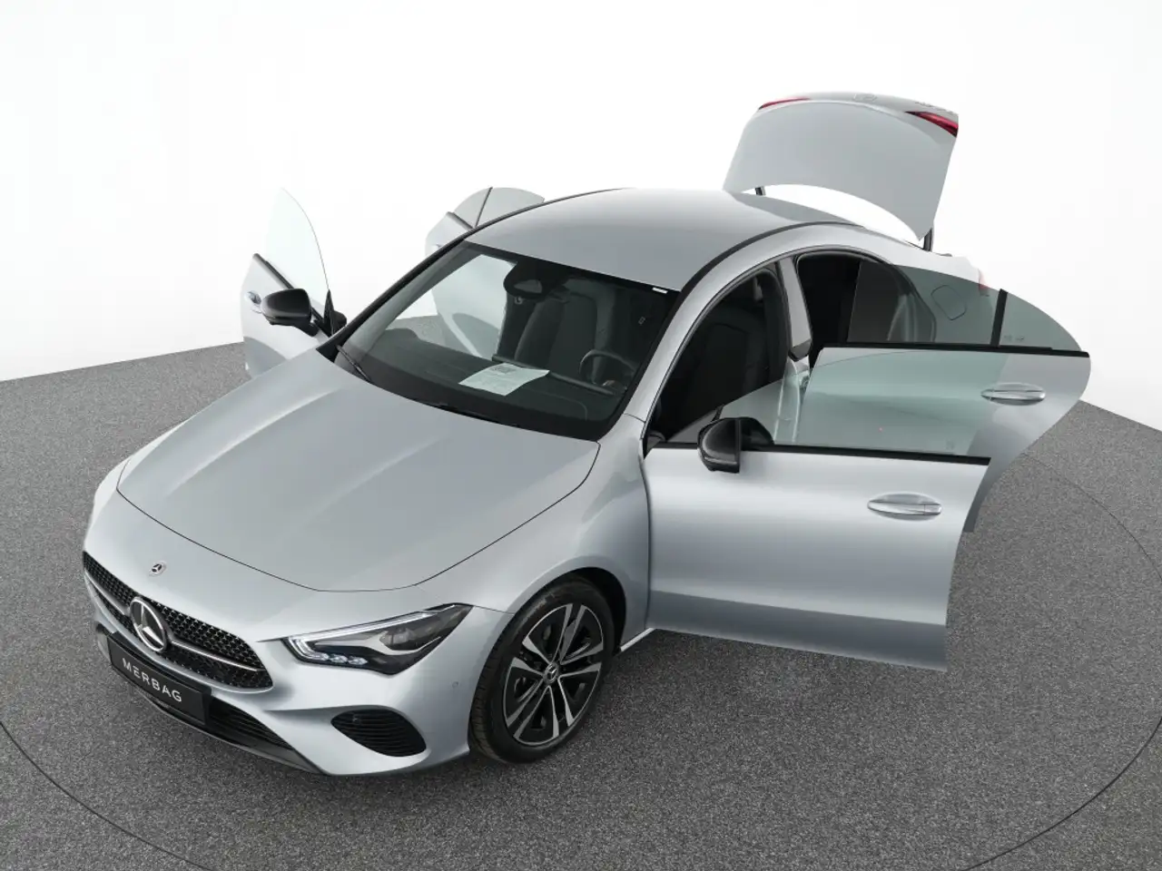 Mercedes-Benz CLA 2026 — фото 12