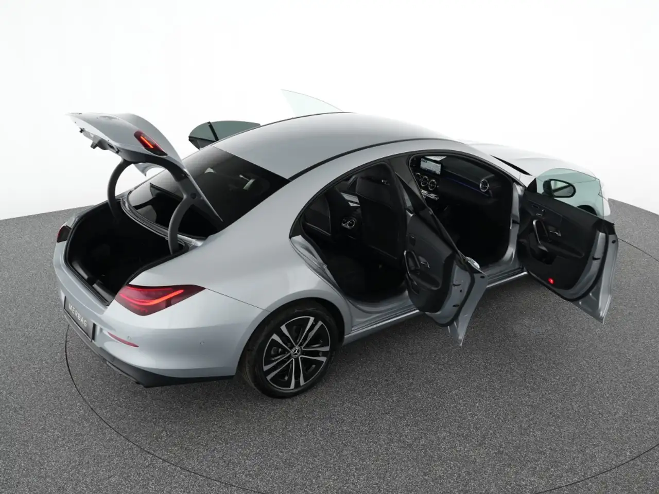 Mercedes-Benz CLA 2026 — фото 13
