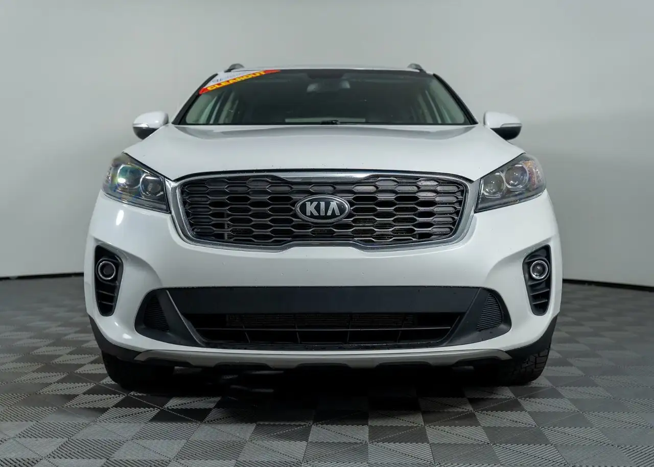 Kia Sorento снимка Kia Sorento