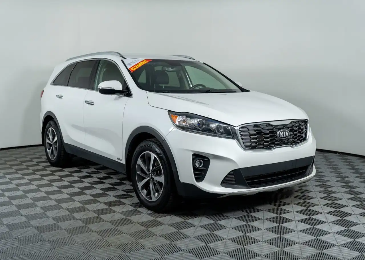 Kia Sorento снимка Kia Sorento