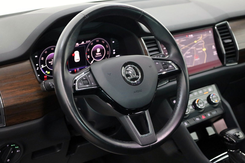 Skoda Kodiaq Scout 4x4 7Si,TLeder,Navi,LED,Kamera,AHK — photo 11