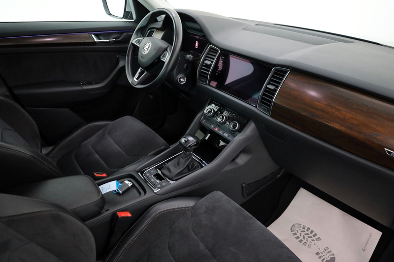 Skoda Kodiaq Scout 4x4 7Si,TLeder,Navi,LED,Kamera,AHK — photo 3