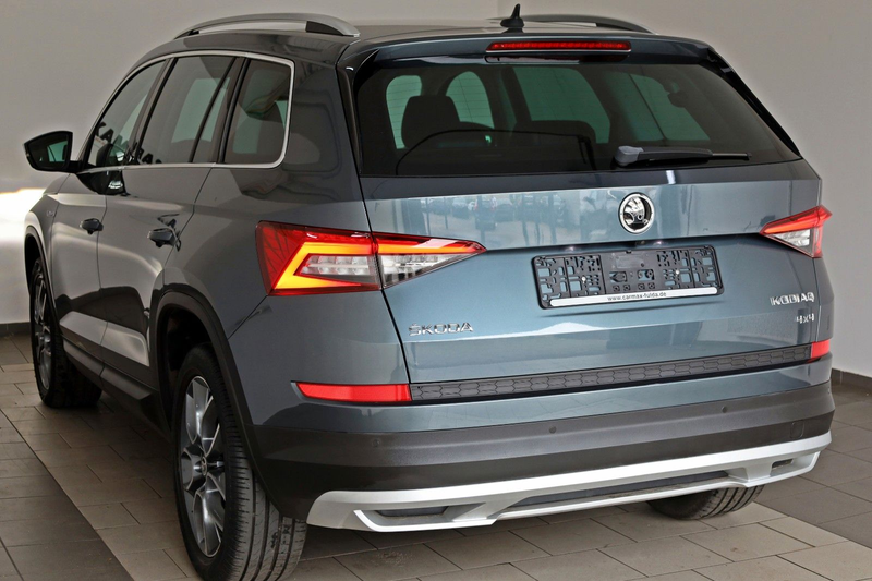 Skoda Kodiaq Scout 4x4 7Si,TLeder,Navi,LED,Kamera,AHK — photo 8