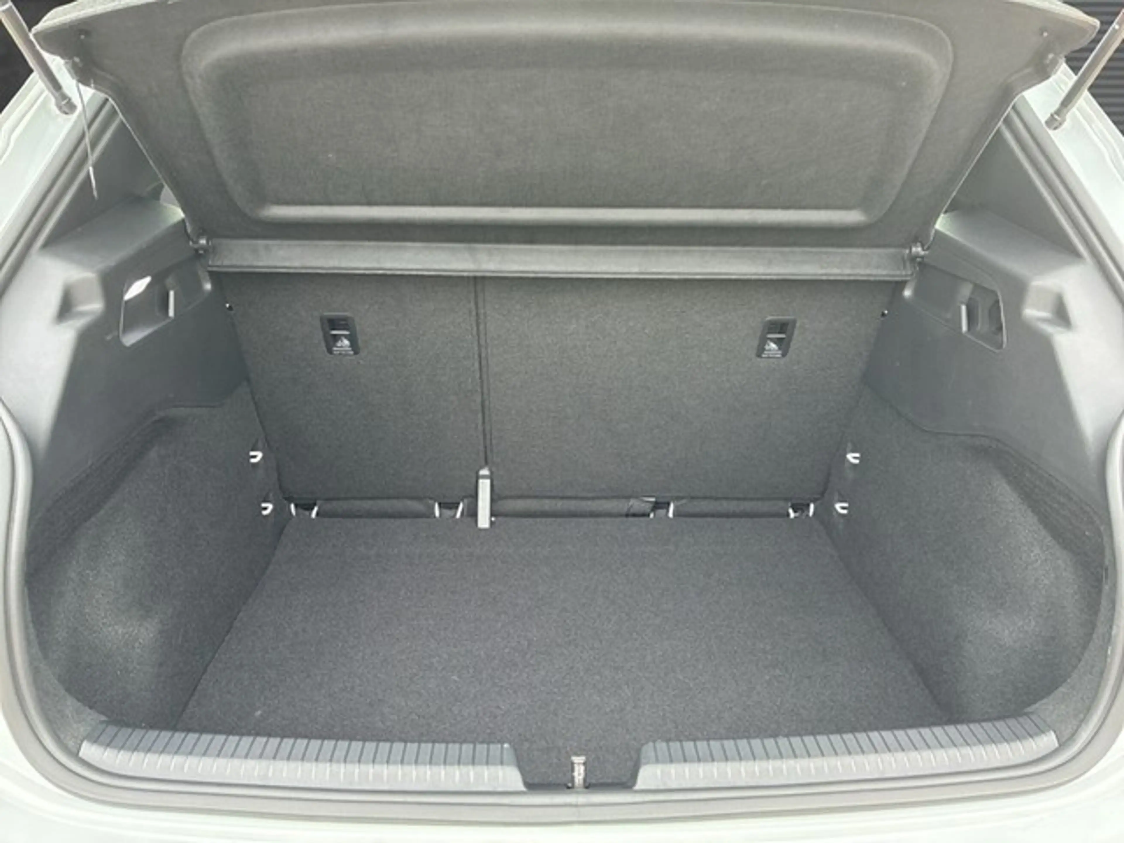CUPRA Born electric 150KW 58KWH*LED*APP CONNECT*SHZ* — photo 7