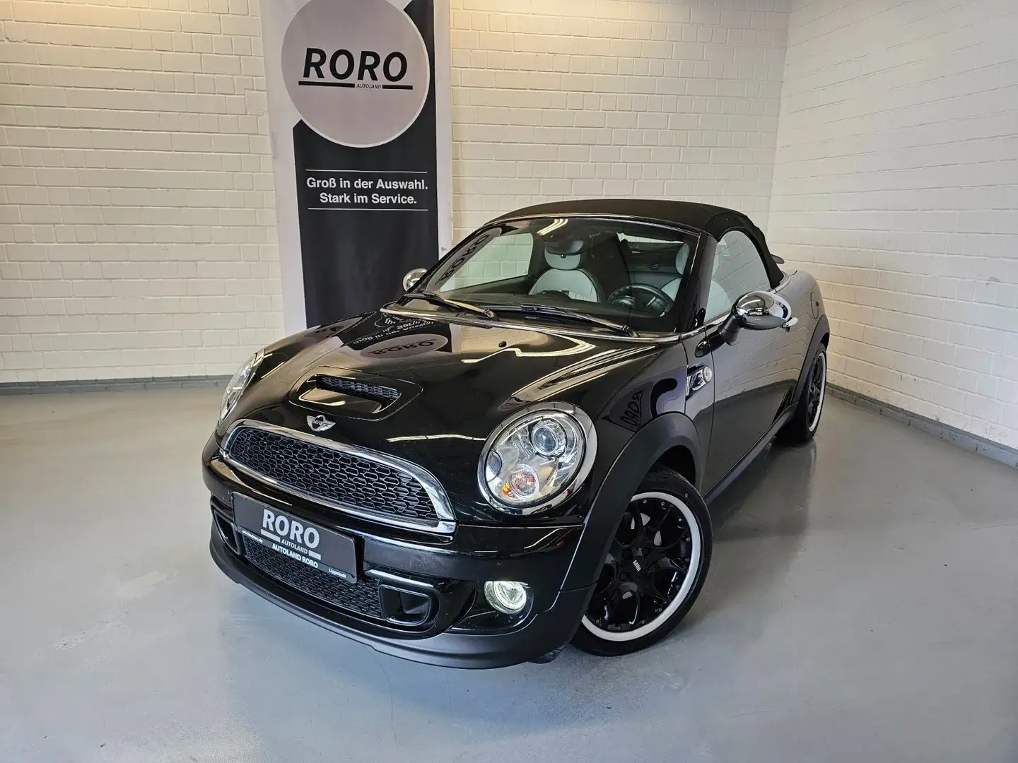 MINI Cooper S Roadster + LED/NAVI/HARMAN-KARDON/TEMP Schwarz - 1