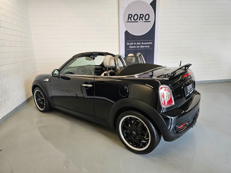MINI Cooper S Roadster + LED/NAVI/HARMAN-KARDON/TEMP — photo 6