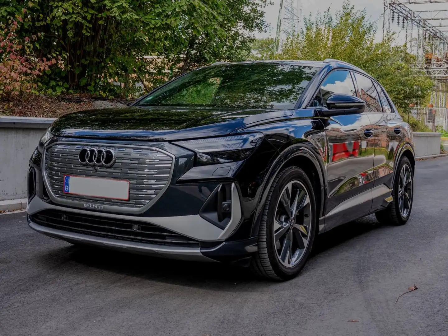 Audi Q4 e-tron Q4 e-tron 35 S-Line - Garantie Schwarz - 2