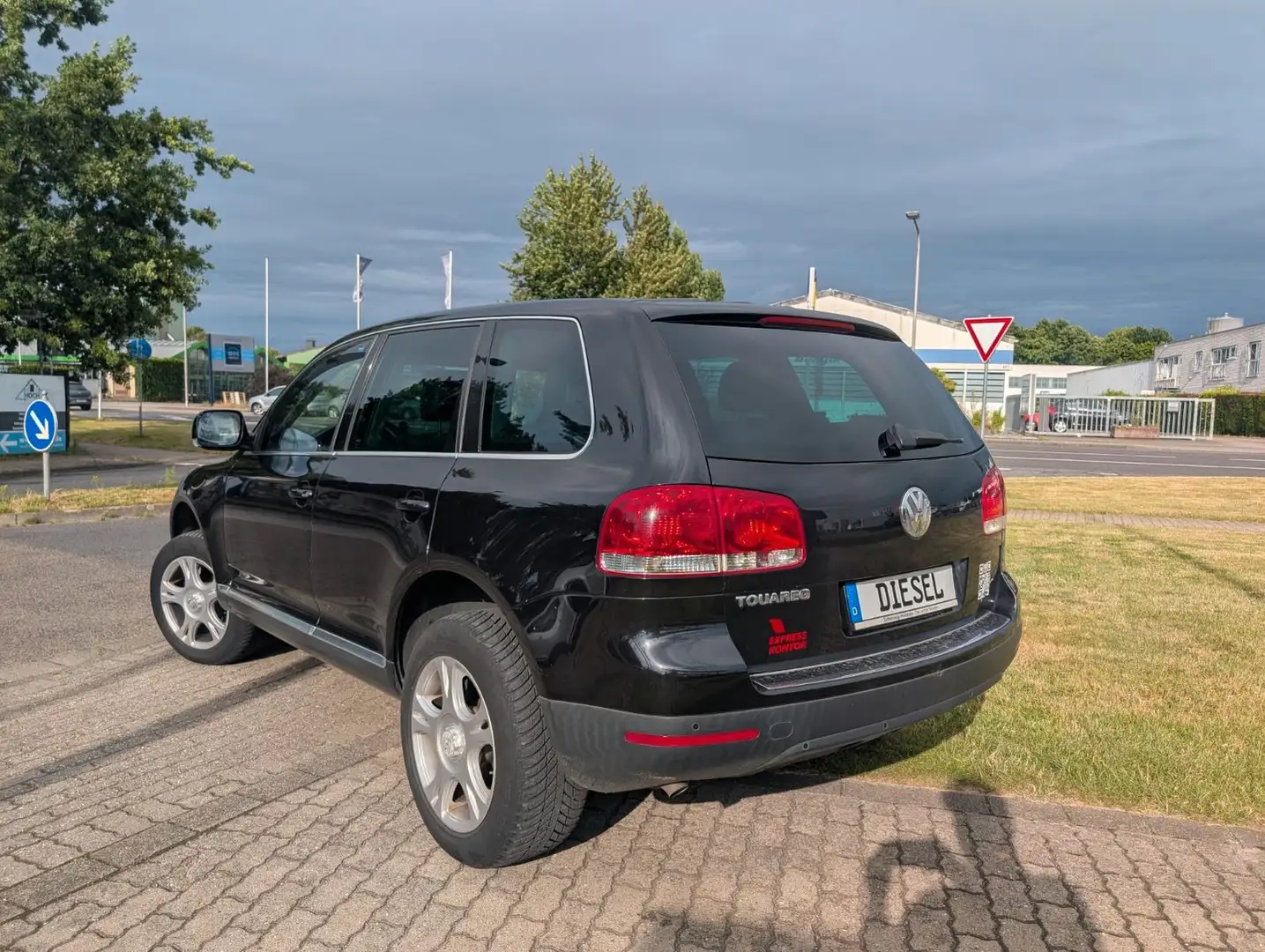 Volkswagen Touareg V6 TDI*LEDER*TEMPOMAT*XENON*AHK !! Noir - 2