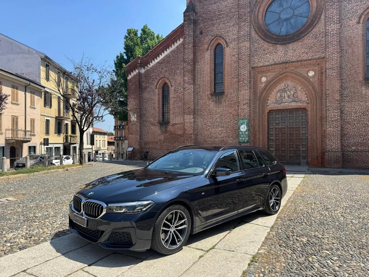 BMW 520 G31 Touring 520d mhev xdrive Msport SERVICE BMW Blu/Azzurro - 2